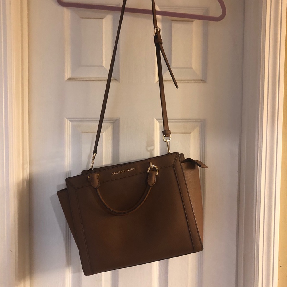 MK purse